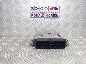 Usagé Ordinateur gestion moteur Landrover Range Rover Evoque (LVJ/LVS) 2.2 SD4 16V Prix € 149,00 Règlement à la marge proposé par Automaterialen Ronald Morien B.V.