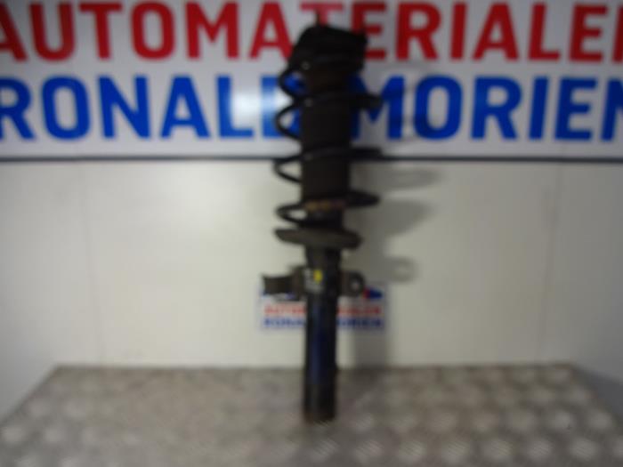 Front shock absorber rod, left from a Ford Mondeo III 2.0 TDCi/TDDi 115 16V 2004