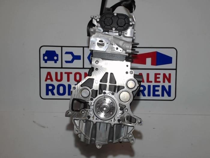 Motor van een Volkswagen Passat (362)  2014