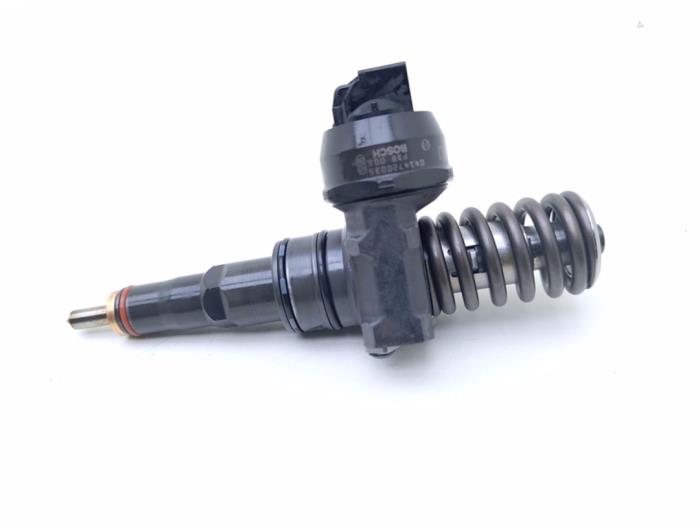 Neuf Injecteurs Audi A4 Avant (B5) 1.9 TDI Prix € 114,95 Prix TTC proposé par Automaterialen Ronald Morien B.V.