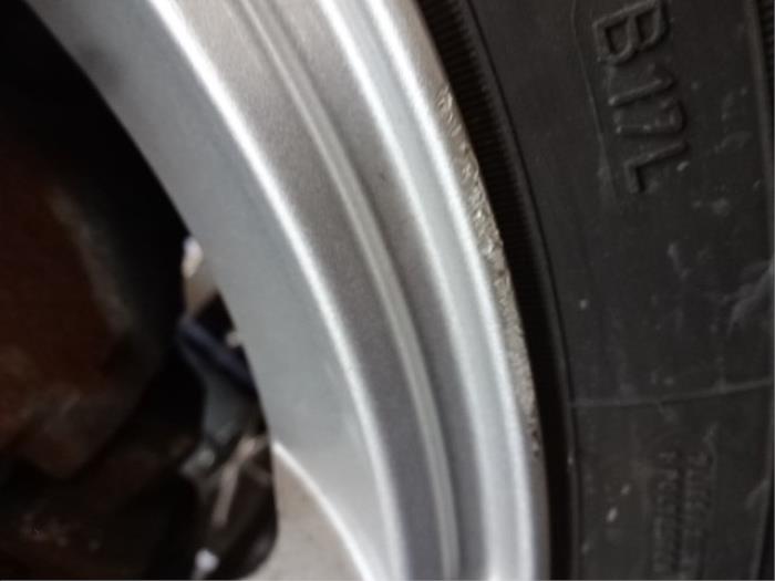 Sport rims set + tires from a Volvo V40 (MV) 1.6 D2 2018