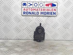 Używane Czujnik skretu kierownicy Opel Insignia Mk.I 2.0 CDTI 16V Cena € 39,00 Procedura marży oferowane przez Automaterialen Ronald Morien B.V.