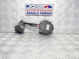 Used Fuel pump relay Audi RS 4 (B7) 4.2 V8 40V Price € 65,00 Margin scheme offered by Automaterialen Ronald Morien B.V.