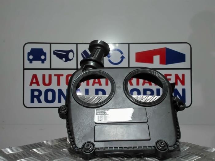 Neuf Couvercle de distribution Volkswagen Tiguan Prix € 20,00 Prix TTC proposé par Automaterialen Ronald Morien B.V.