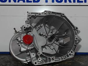 Overhauled Gearbox Citroen Jumpy Price € 966,79 Inclusive VAT offered by Automaterialen Ronald Morien B.V.