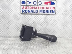 Used Wiper switch Dacia Duster (HS) 1.5 dCi 4x4 Price € 39,00 Margin scheme offered by Automaterialen Ronald Morien B.V.