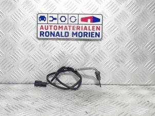 Used Exhaust heat sensor Dacia Duster (HS) 1.5 dCi 4x4 Price € 29,00 Margin scheme offered by Automaterialen Ronald Morien B.V.