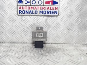 Used Glow plug relay Dacia Duster (HS) 1.5 dCi 4x4 Price € 25,00 Margin scheme offered by Automaterialen Ronald Morien B.V.