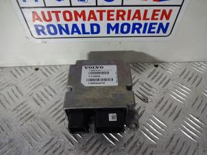 Usagé Module airbag Volvo V40 (MV) 2.0 T2 16V Prix € 75,00 Règlement à la marge proposé par Automaterialen Ronald Morien B.V.