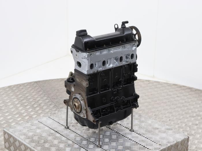 Engine from a Volkswagen Golf 1997