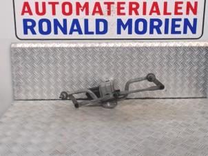Used Wiper motor + mechanism Peugeot Expert Price € 50,00 Margin scheme offered by Automaterialen Ronald Morien B.V.
