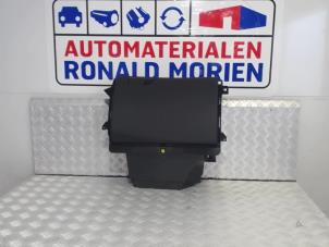 Neuf Boîte à gants Renault Talisman Prix € 175,45 Prix TTC proposé par Automaterialen Ronald Morien B.V.