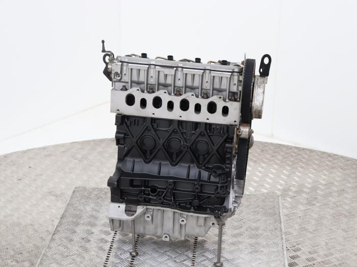 Engine from a Renault Megane III Coupe (DZ) 1.9 dCi 2008