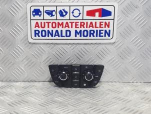 Usados Panel de control de calefacción Opel Astra J (PC6/PD6/PE6/PF6) 1.4 Turbo 16V Precio € 25,00 Norma de margen ofrecido por Automaterialen Ronald Morien B.V.