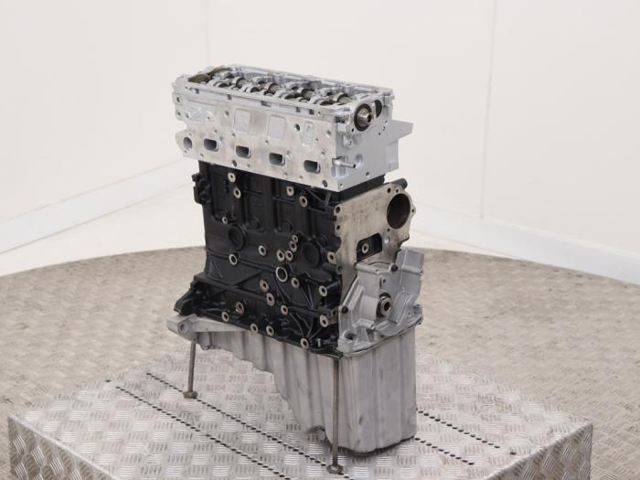 Motor van een Volkswagen Crafter 2.0 BiTDI 2015