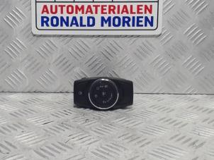 Gebrauchte Licht Schalter Ford Transit Preis € 19,00 Margenregelung angeboten von Automaterialen Ronald Morien B.V.
