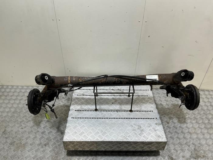 Usagé Train arrière complet Ford Ka+ 1.2 Ti-VCT Prix € 195,00 Règlement à la marge proposé par Automaterialen Ronald Morien B.V.