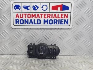 Używane Przelacznik swiatel Mini Mini (F55) 1.5 12V Cooper Cena € 35,00 Procedura marży oferowane przez Automaterialen Ronald Morien B.V.