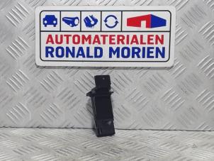 Used Air mass meter Opel Karl 1.0 12V Price € 24,00 Margin scheme offered by Automaterialen Ronald Morien B.V.