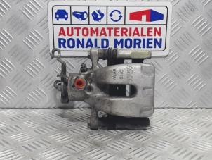 Used Rear brake calliper, left Skoda Octavia Combi (5EAC) 1.6 TDI Greenline 16V Price € 49,00 Margin scheme offered by Automaterialen Ronald Morien B.V.