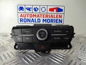 Usados Cableado de radio Ford Focus Precio € 33,00 Norma de margen ofrecido por Automaterialen Ronald Morien B.V.