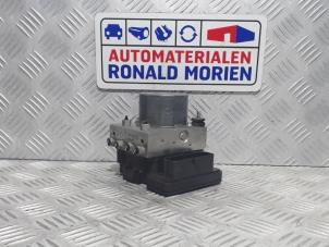 Used ABS pump Opel Corsa E 1.0 SIDI Turbo 12V Price € 95,00 Margin scheme offered by Automaterialen Ronald Morien B.V.