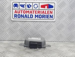 Usados Regulador de tensión Opel Corsa E 1.0 SIDI Turbo 12V Precio € 29,00 Norma de margen ofrecido por Automaterialen Ronald Morien B.V.