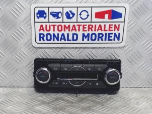 Usagé Panneau de commandes chauffage Mazda CX-5 (KF) 2.2 SkyActiv-D 150 16V 2WD Prix € 145,00 Règlement à la marge proposé par Automaterialen Ronald Morien B.V.