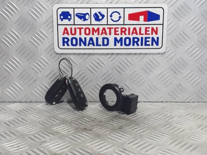 Używane Modul immobilizera Ford Ka+ 1.2 Ti-VCT Cena € 45,00 Procedura marży oferowane przez Automaterialen Ronald Morien B.V.