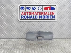 Usagé Eclairage intérieur arrière Ford Ka+ 1.2 Prix € 7,50 Règlement à la marge proposé par Automaterialen Ronald Morien B.V.