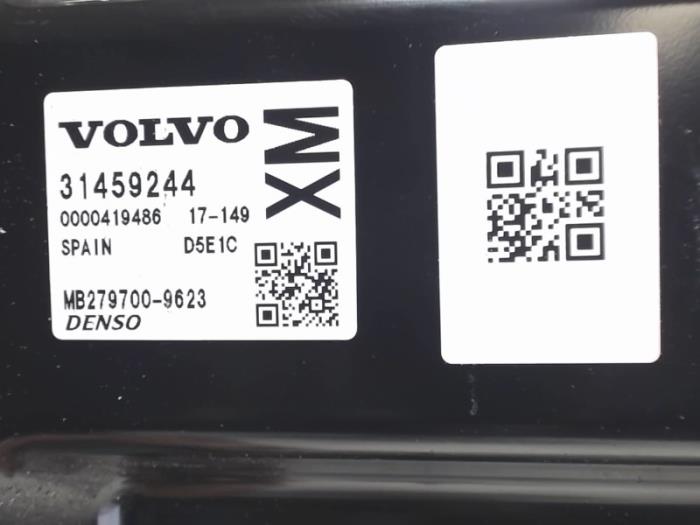 Steuergerät Motormanagement van een Volvo V40 (MV) 1.5 T2 16V Geartronic 2018