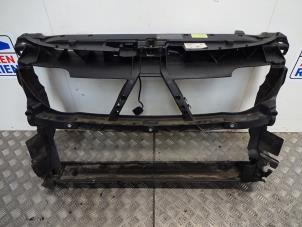 Używane Panel przedni Volkswagen Phaeton (3D) 3.2 V6 30V Cena € 95,00 Procedura marży oferowane przez Automaterialen Ronald Morien B.V.
