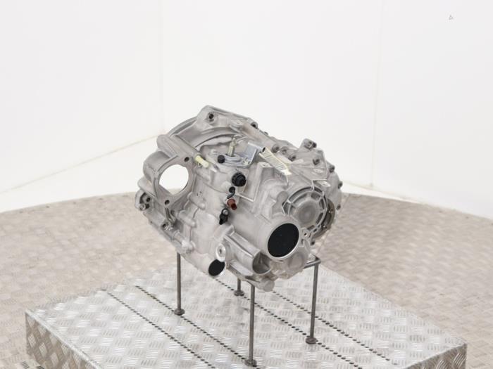 Neue Getriebe Volkswagen Golf Preis € 1.149,50 Mit Mehrwertsteuer angeboten von Automaterialen Ronald Morien B.V.