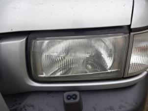 Used Headlight, left Opel Frontera (6B) 2.2i 16V Price € 40,00 Margin scheme offered by Automaterialen Ronald Morien B.V.