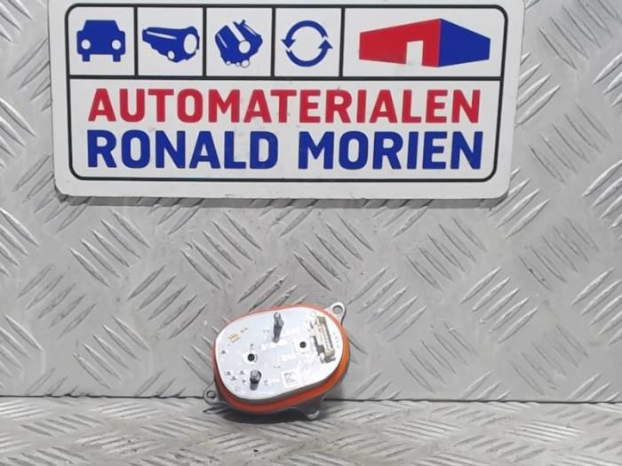 Używane Lampa LED Opel Grandland (X) 1.2 Turbo 12V Cena € 39,00 Procedura marży oferowane przez Automaterialen Ronald Morien B.V.