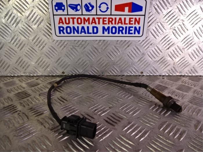 Sonde lambda d'un Volkswagen Transporter T5 2.0 TDI BlueMotion 2011