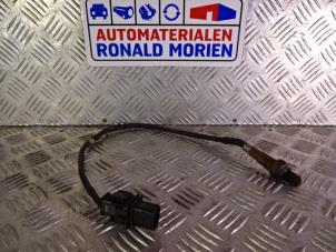 Sonde lambda d'un Volkswagen Transporter T5 2.0 TDI BlueMotion 2011