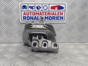 Used Engine mount Volkswagen Caddy IV 1.0 TSI 12V Price € 39,00 Margin scheme offered by Automaterialen Ronald Morien B.V.