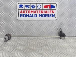 Used Anti-roll bar guide Volkswagen Caddy IV 1.0 TSI 12V Price € 15,00 Margin scheme offered by Automaterialen Ronald Morien B.V.