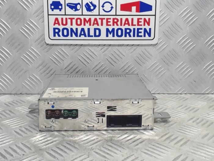 Gebrauchte Fernsehempfänger Volkswagen Phaeton (3D) 3.2 V6 30V Preis € 29,99 Margenregelung angeboten von Automaterialen Ronald Morien B.V.