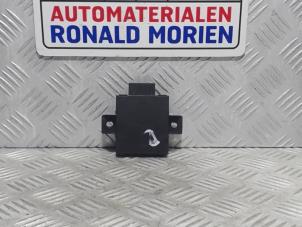 Used Alarm module Volkswagen Phaeton (3D) 3.2 V6 30V Price € 19,00 Margin scheme offered by Automaterialen Ronald Morien B.V.
