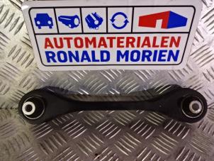 Usagé Bras de suspension bas arrière droit Volkswagen Golf Prix € 15,00 Règlement à la marge proposé par Automaterialen Ronald Morien B.V.