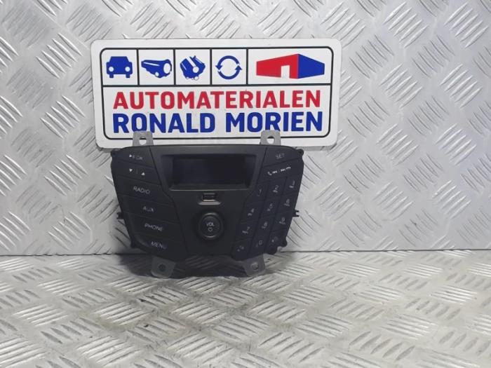 Używane Radio Ford Transit 2.2 TDCi 16V Cena € 65,00 Procedura marży oferowane przez Automaterialen Ronald Morien B.V.