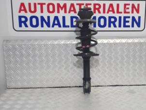 Used Front shock absorber rod, left Dacia Sandero II 1.0 Sce 12V Price € 65,00 Margin scheme offered by Automaterialen Ronald Morien B.V.