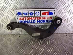 Usagé Bras de suspension haut arrière droit Volkswagen Passat Prix € 19,00 Règlement à la marge proposé par Automaterialen Ronald Morien B.V.