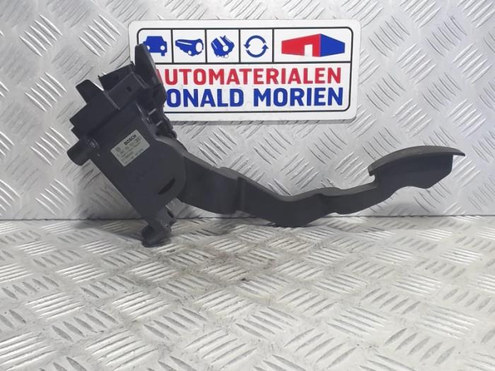 Begagnade Gaspedalsensor Fiat Bravo (198A) 1.6 D Multijet 90 Pris € 12,40 Marginaltabell erbjuds av Automaterialen Ronald Morien B.V.