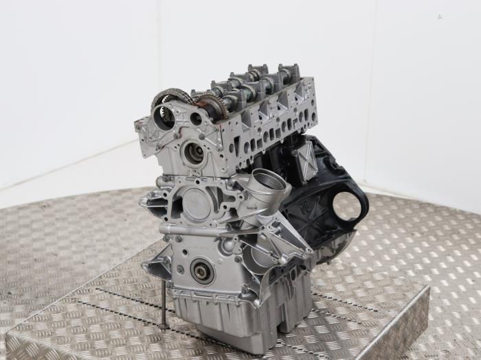 Overhauled Engine Mercedes V (638.2) V-200 2.2 CDI 16V Price € 1.512,50 Inclusive VAT offered by Automaterialen Ronald Morien B.V.