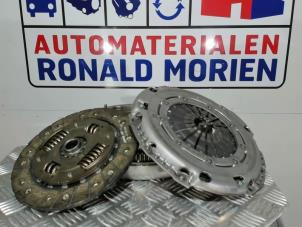 Used Clutch kit (complete) Volkswagen Golf VII (AUA) 1.5 TGI Evo 16V Price € 295,00 Inclusive VAT offered by Automaterialen Ronald Morien B.V.