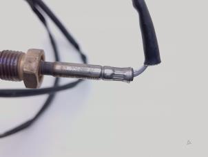 Auspuff Temperatursensor van een Volkswagen Amarok 2.0 BiTDI 16V 180 2012
