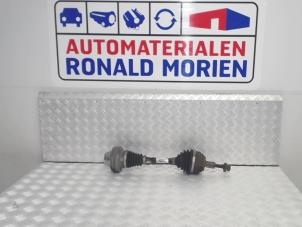 Gebrauchte Antriebswelle links vorne Volkswagen Amarok Preis € 95,00 Margenregelung angeboten von Automaterialen Ronald Morien B.V.
